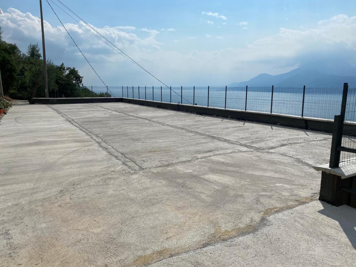 Appartamento Cadelagnel Castelletto Di Brenzone Dış mekan fotoğraf