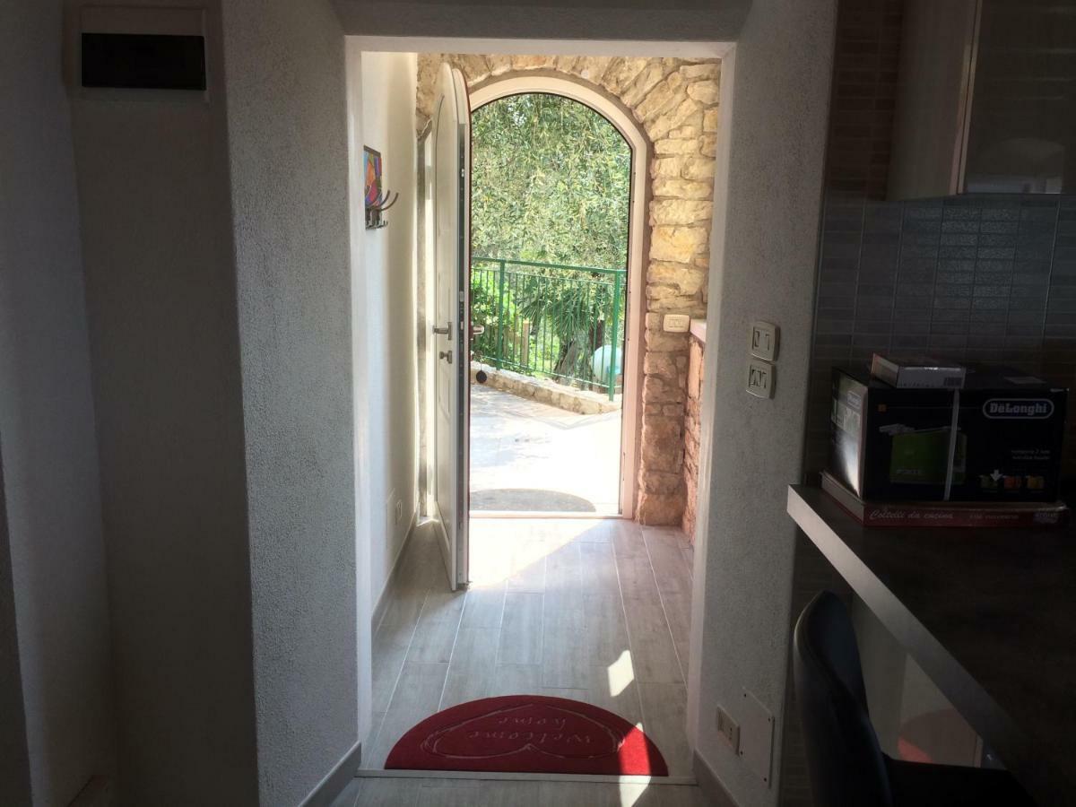 Appartamento Cadelagnel Castelletto Di Brenzone Dış mekan fotoğraf