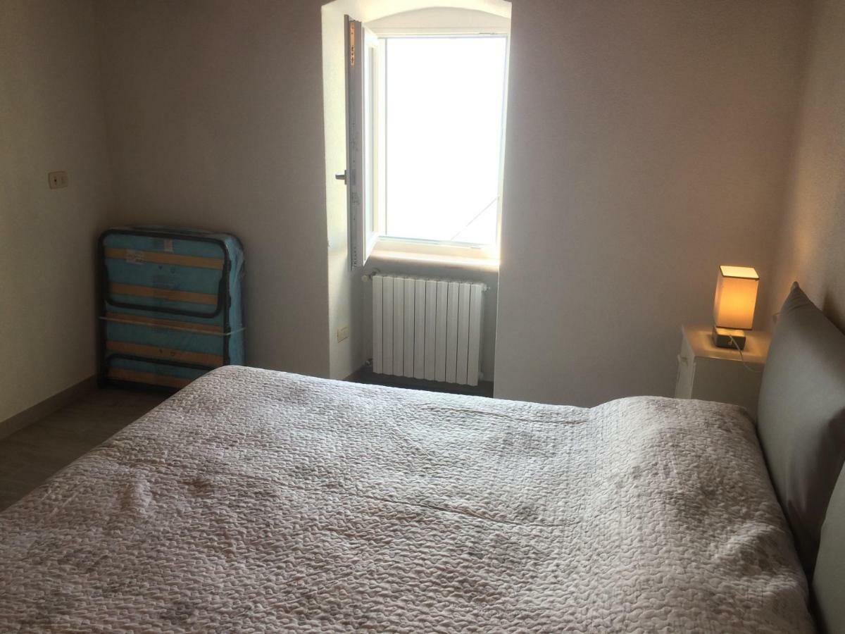 Appartamento Cadelagnel Castelletto Di Brenzone Dış mekan fotoğraf